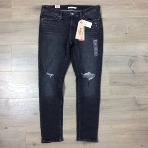 Levi’s 711 ripped Skinny Jeans